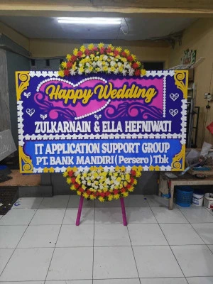 Papan Bunga di Pagenteran Pulosari